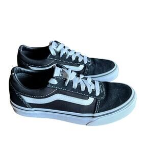 Vans Old Skool Skate Board Shoes Sneakers Black & White Low Top Lace Up Youth 4